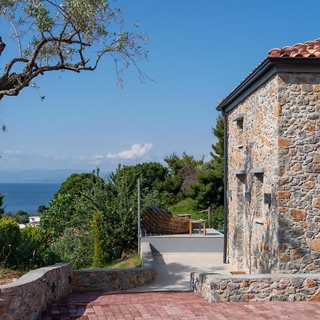 Stone Build Suite With Private Pool Kolios Esterno foto