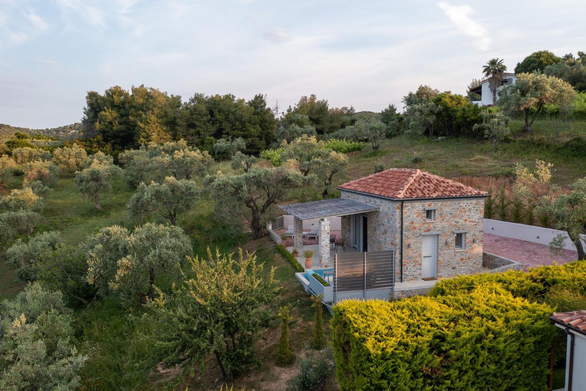 Stone Build Suite With Private Pool Kolios Esterno foto